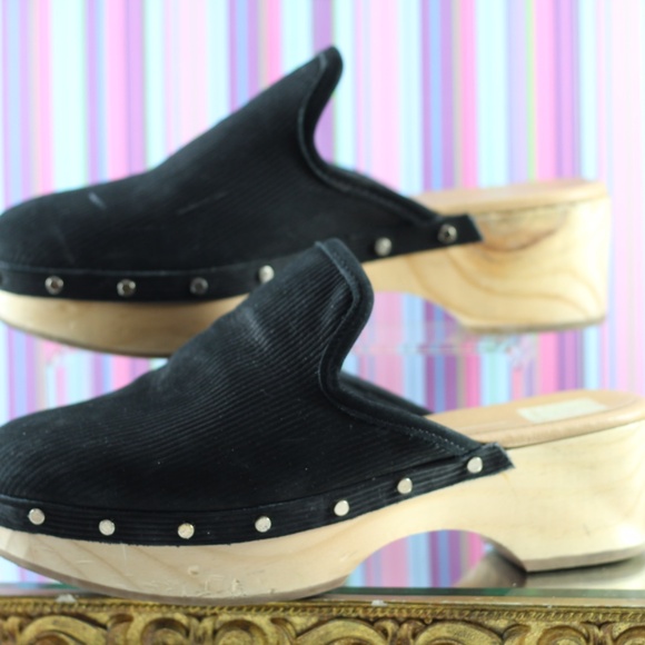 Dolce Vita Wood Clogs - Picture 10 of 14